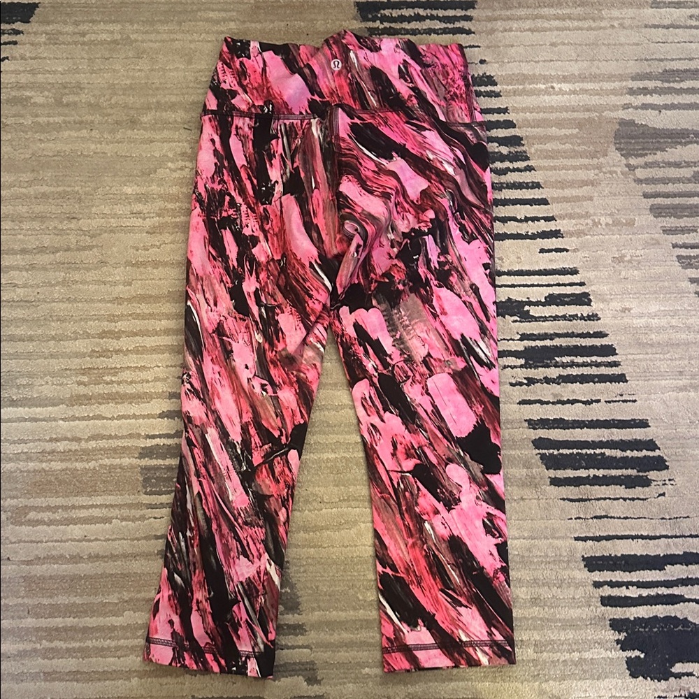 Lululemon pink and black leggings #yoga #activewear size 8